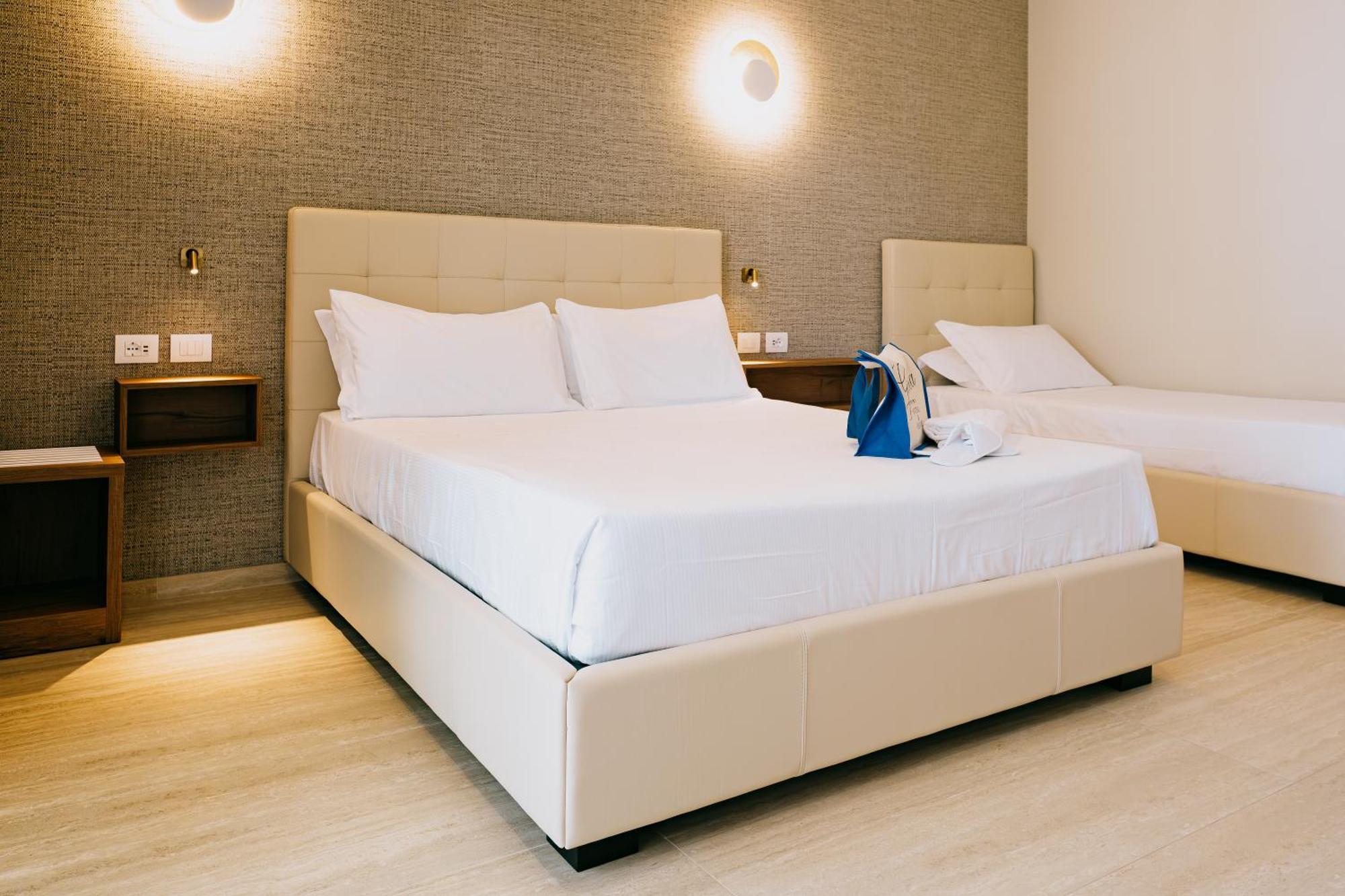 לידו די ג'סולו Hotel Gallia & Resort מראה חיצוני תמונה